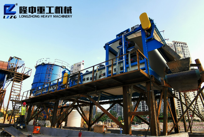 壓濾機現(xiàn)場 壓濾機現(xiàn)場